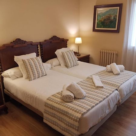 Apartament El Miracle Cardona Eksteriør billede